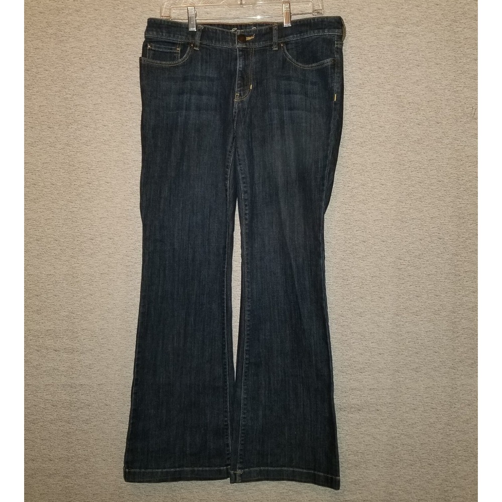 Eddie Bauer Women's Size 8 Slightly Curvy Flared Jeans Medium Wash Denim Pants